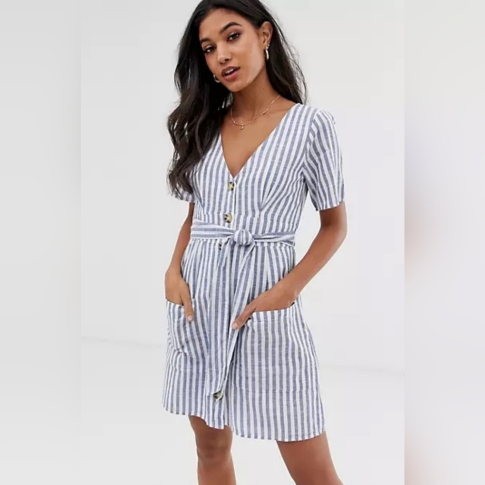 A&F Blue and White Striped Button-down Dress